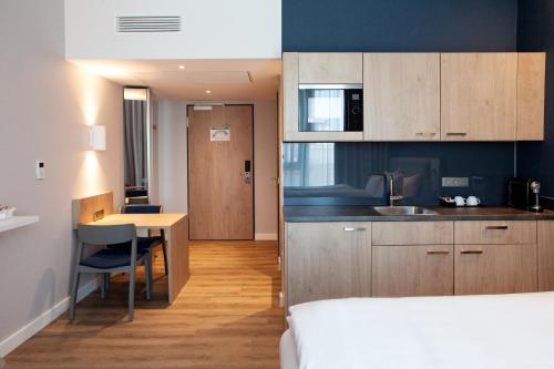 holiday inn express and suites basel allschwil