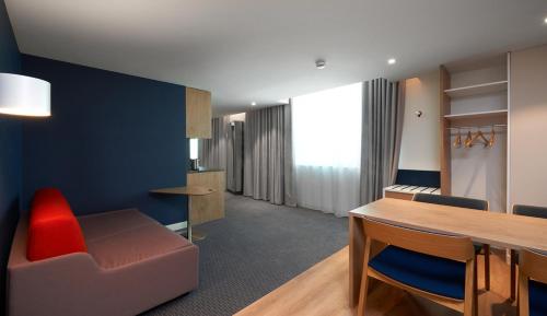 holiday inn express and suites basel allschwil