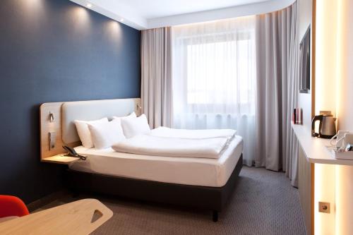 holiday inn express and suites basel allschwil