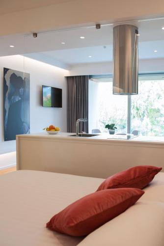 marina gardens boutique and suites