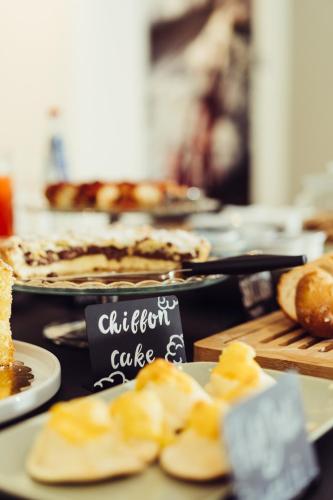 marina gardens boutique and suites