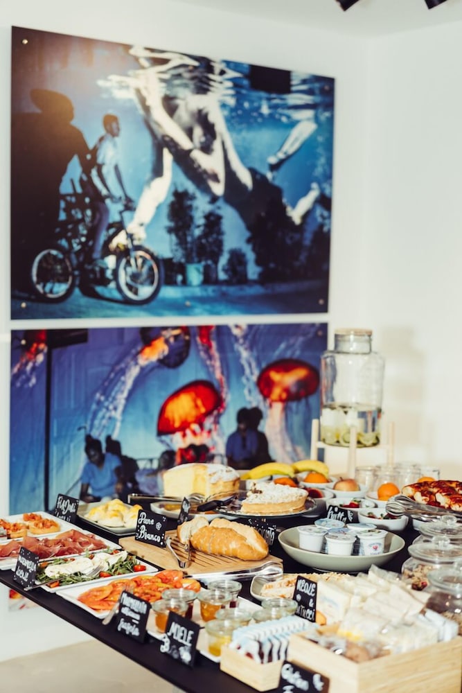 marina gardens boutique and suites