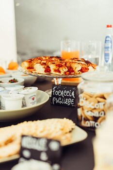 marina gardens boutique and suites