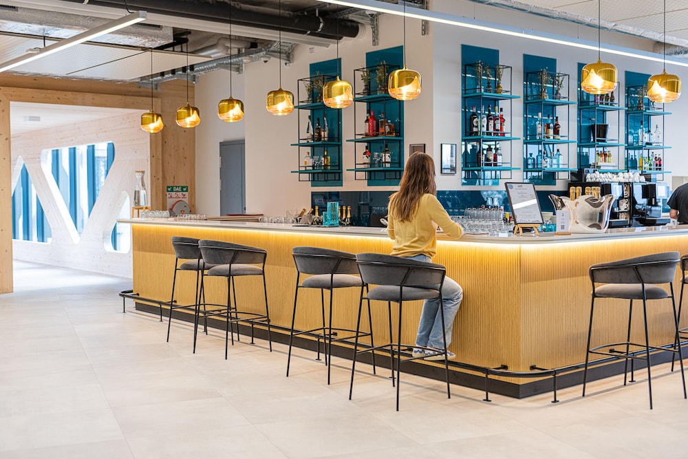 afterwork hotel