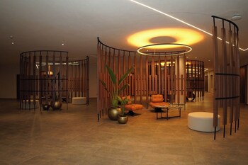hotel via dorada