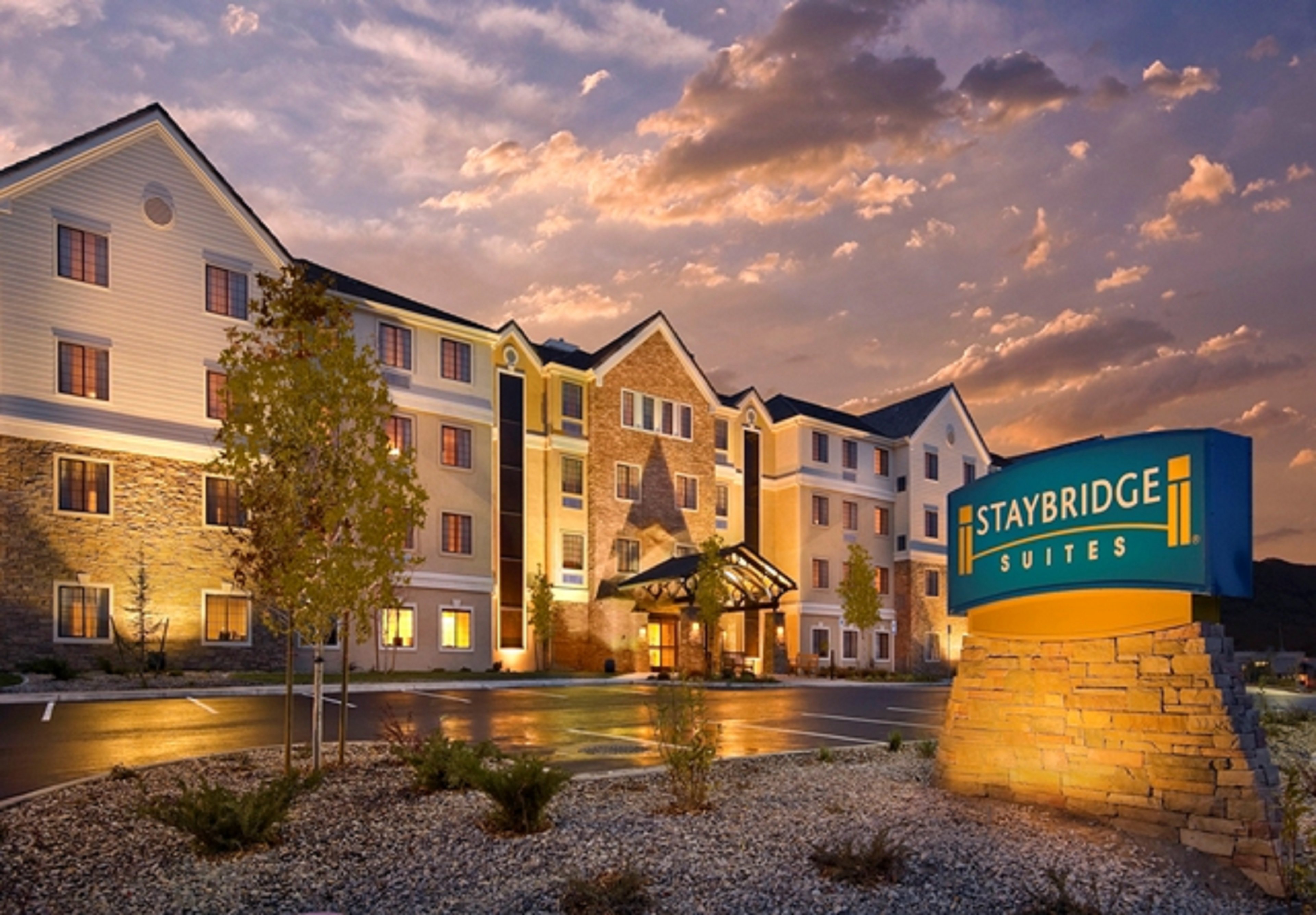 staybridge suites rochester commerce dr nw by ihg