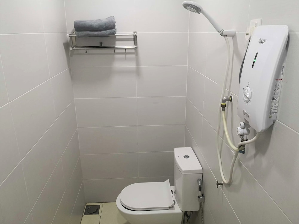 tropika garden hotel by zuzu