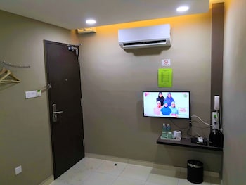 tropika garden hotel by zuzu