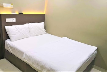 tropika garden hotel by zuzu