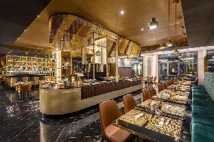 hotel emerald and suites