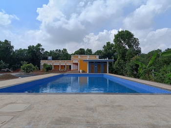 Auro Sunrise Resort,Pondicherry>>Auroville,2.5 star