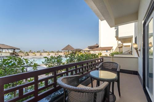 shyama sarovar portico