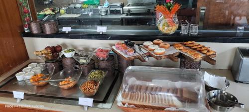 shyama sarovar portico