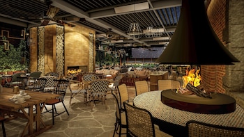 adina apartment hotel melbourne pentridge