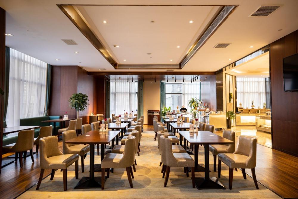 madison hotel zhengzhou erqi plaza