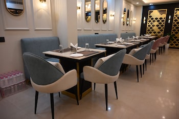 hotel shyam paradise