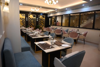 hotel shyam paradise