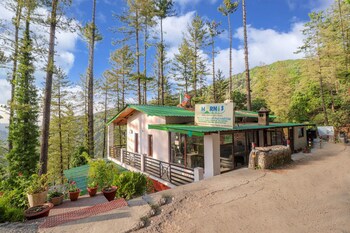 Oak N Pine By Dumnu Homes,India>>Nainital,3.5 star