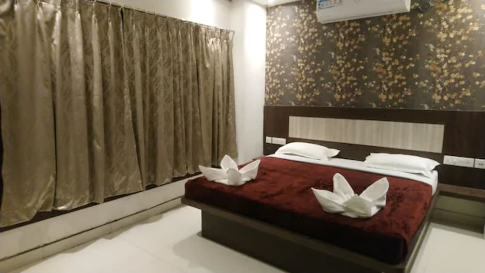 hotel home town