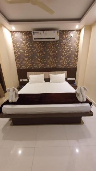 hotel home town