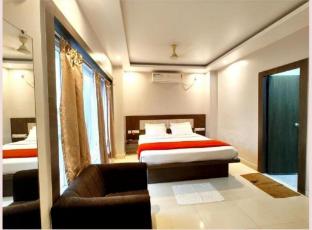hotel home town