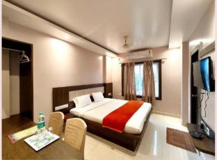 hotel home town