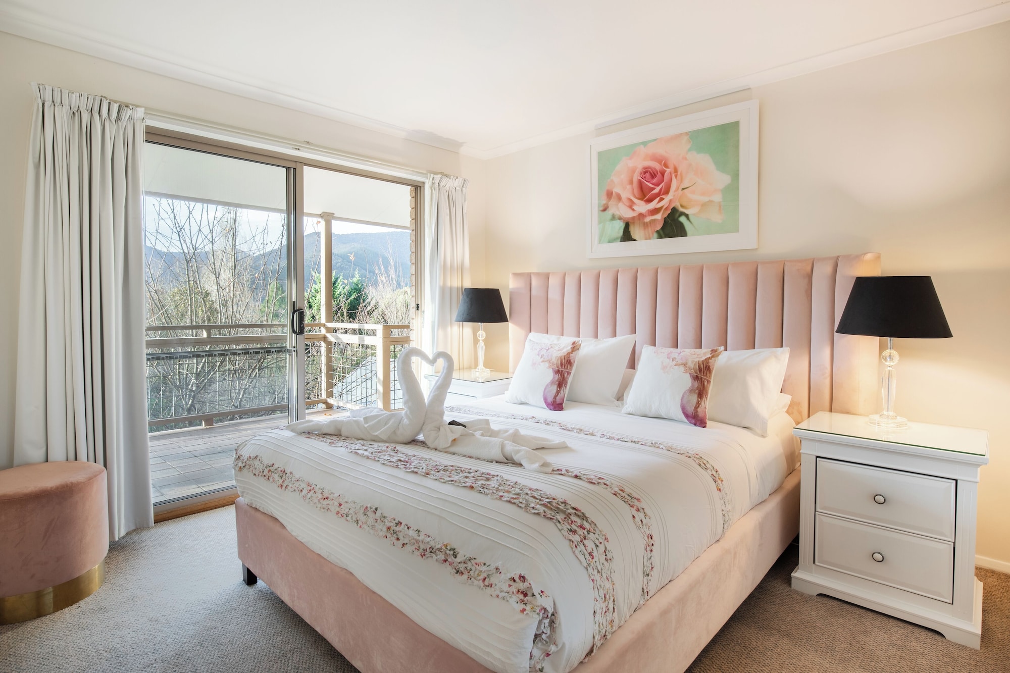 Chestnut Tree Holiday Apartments,Freeburgh>>Bright,5 star