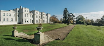 de vere wokefield estate