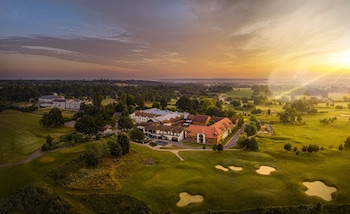 de vere wokefield estate
