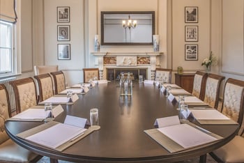 de vere wokefield estate