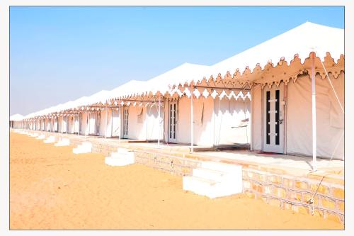 jaislamer desert resort