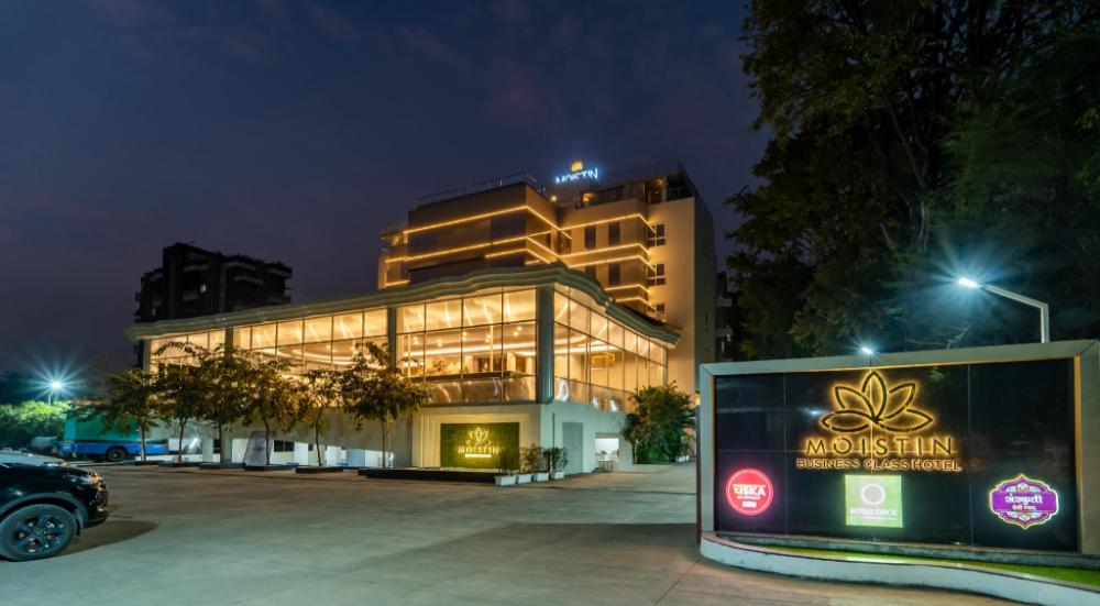 moistin business class hotel