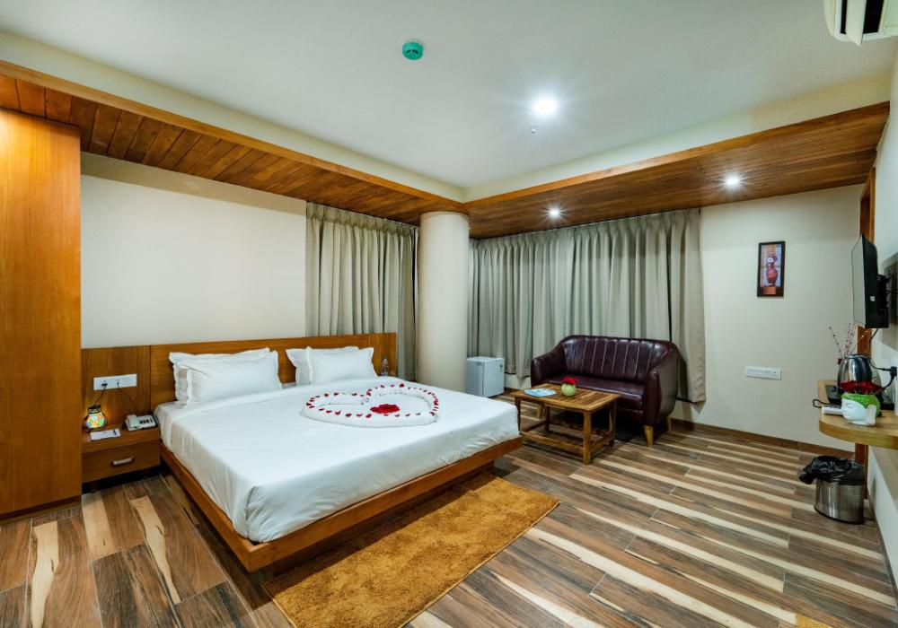 moistin business class hotel