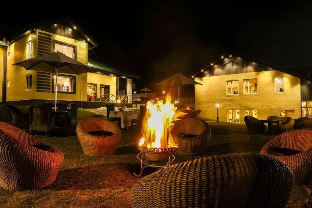 Pine Spring Resort Sonamarg,Pahalgam>>Gund,4 star