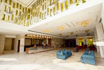 kay em spectra hotel chennai