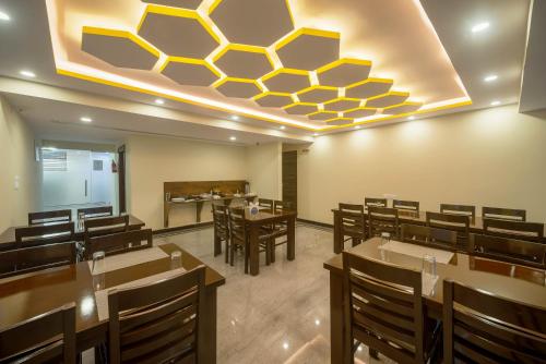 zenith hotels hebbal bangalore