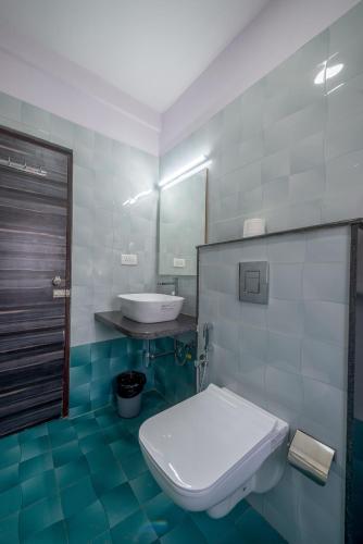 zenith hotels hebbal bangalore