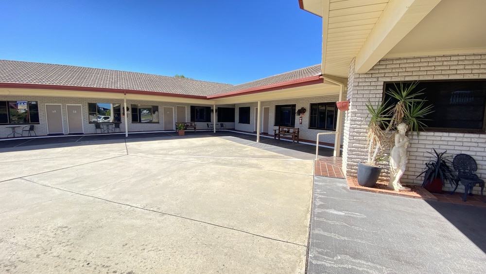 sapphire city motor inn inverell