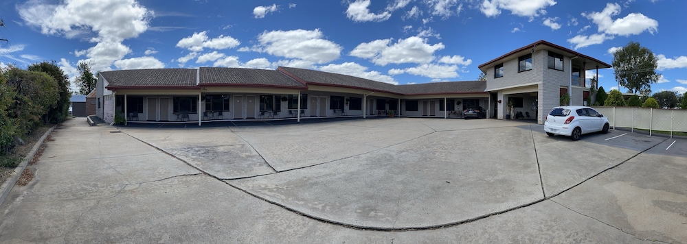 sapphire city motor inn inverell