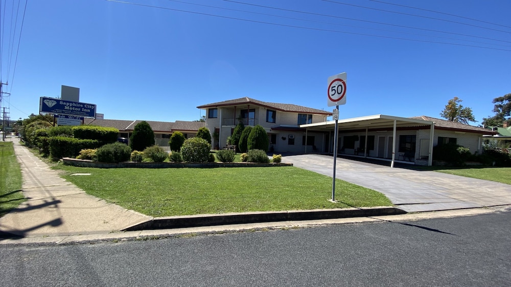 sapphire city motor inn inverell