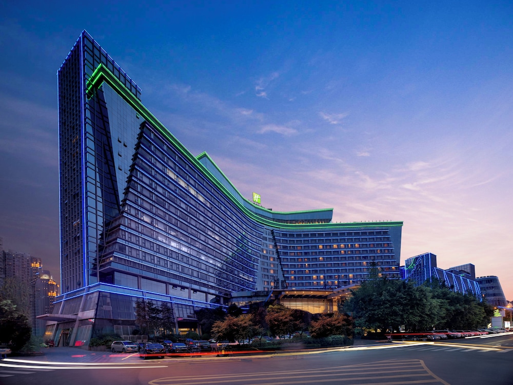 holiday inn chengdu century city westtower