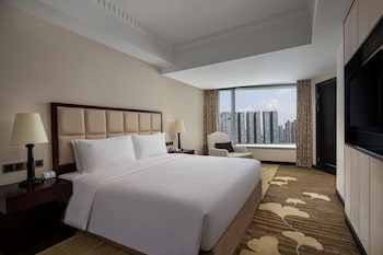 holiday inn chengdu century city westtower