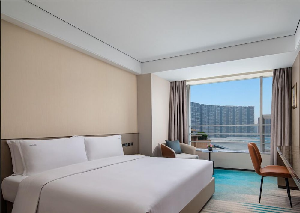 holiday inn chengdu century city westtower