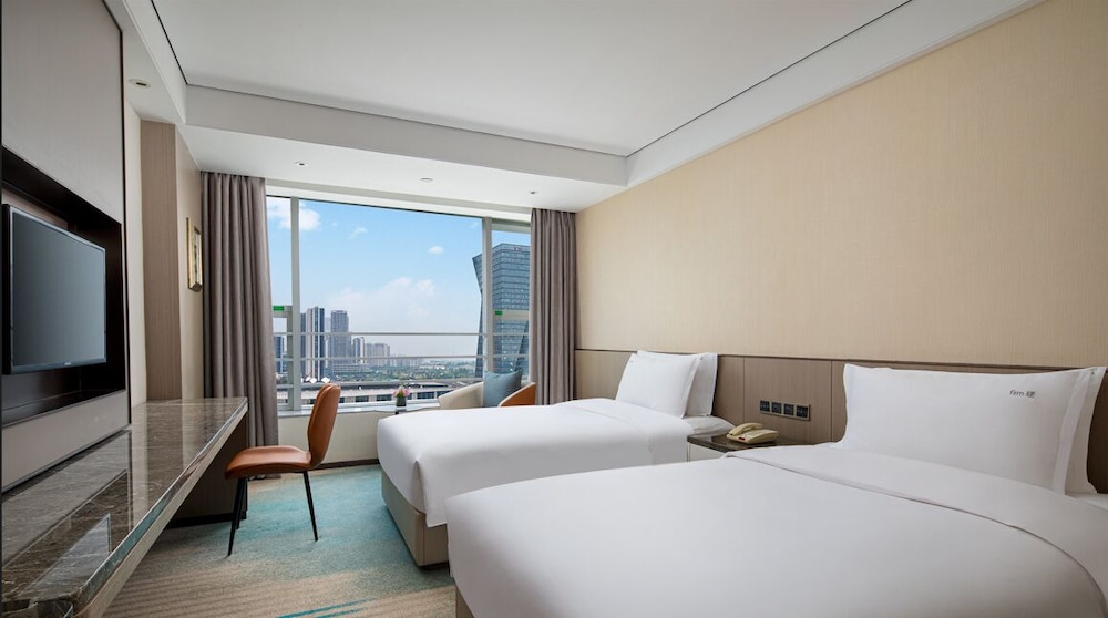 holiday inn chengdu century city westtower