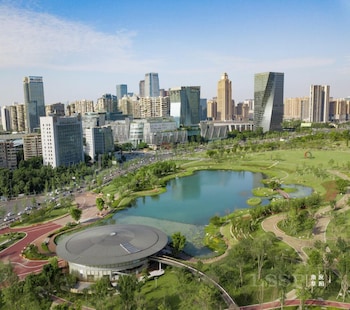 holiday inn chengdu century city westtower