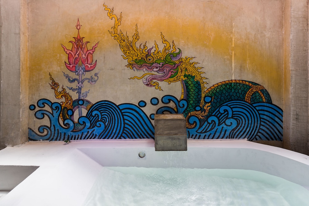 baan kamala hostel and guesthouse