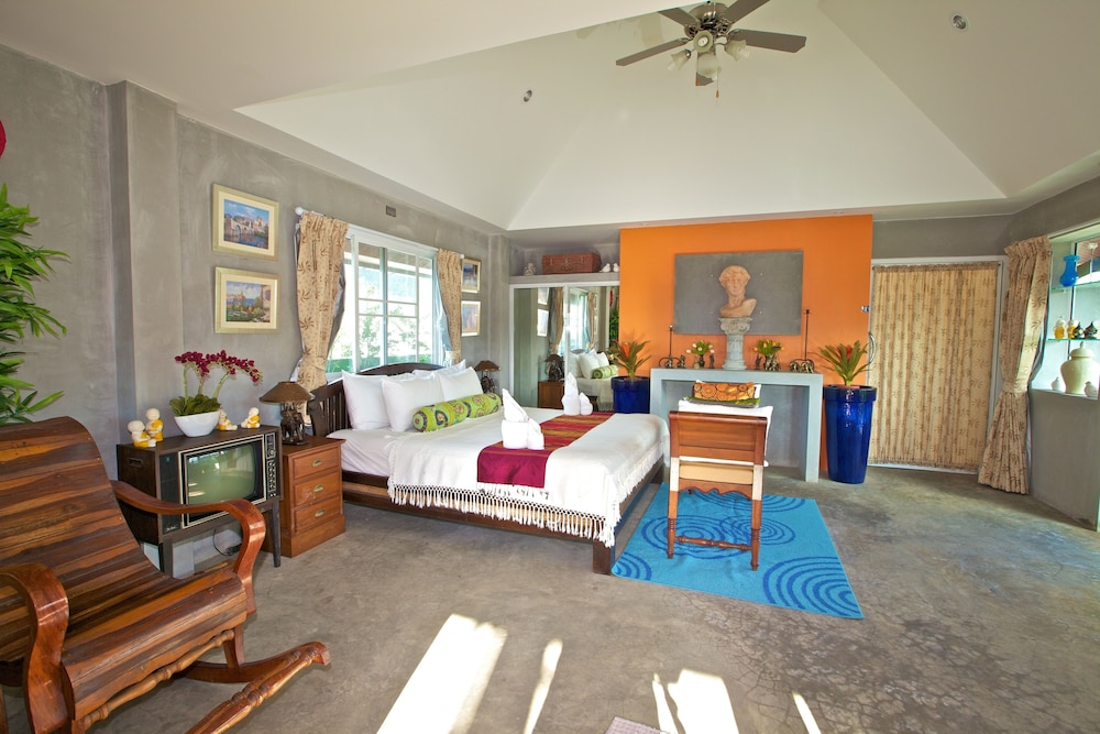 baan kamala hostel and guesthouse