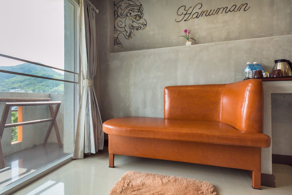 baan kamala hostel and guesthouse