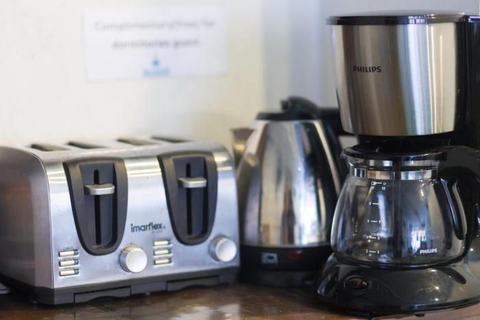 baan kamala hostel and guesthouse