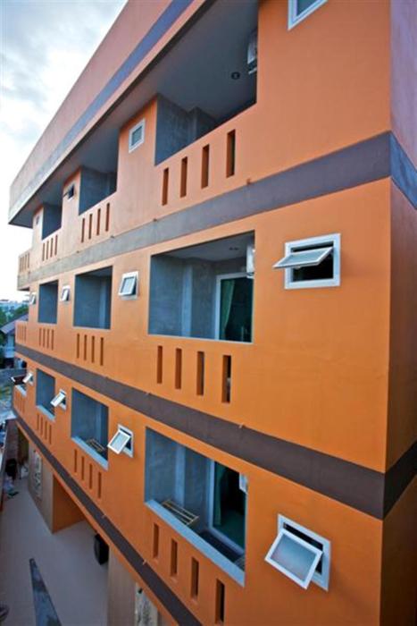 baan kamala hostel and guesthouse